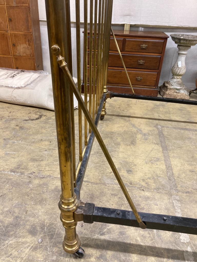 A Victorian style brassed metal bedframe, width 154cm length 200cm